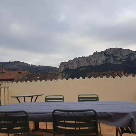 Appartement Gites Tautavel *
