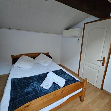Appartement Gites Tautavel *