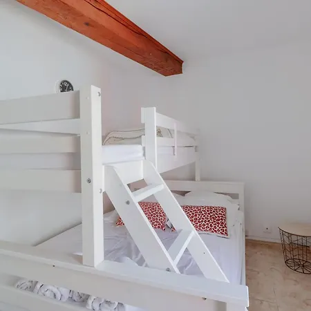 Pierre Pelou Vigneron La Carrerade Appartement *